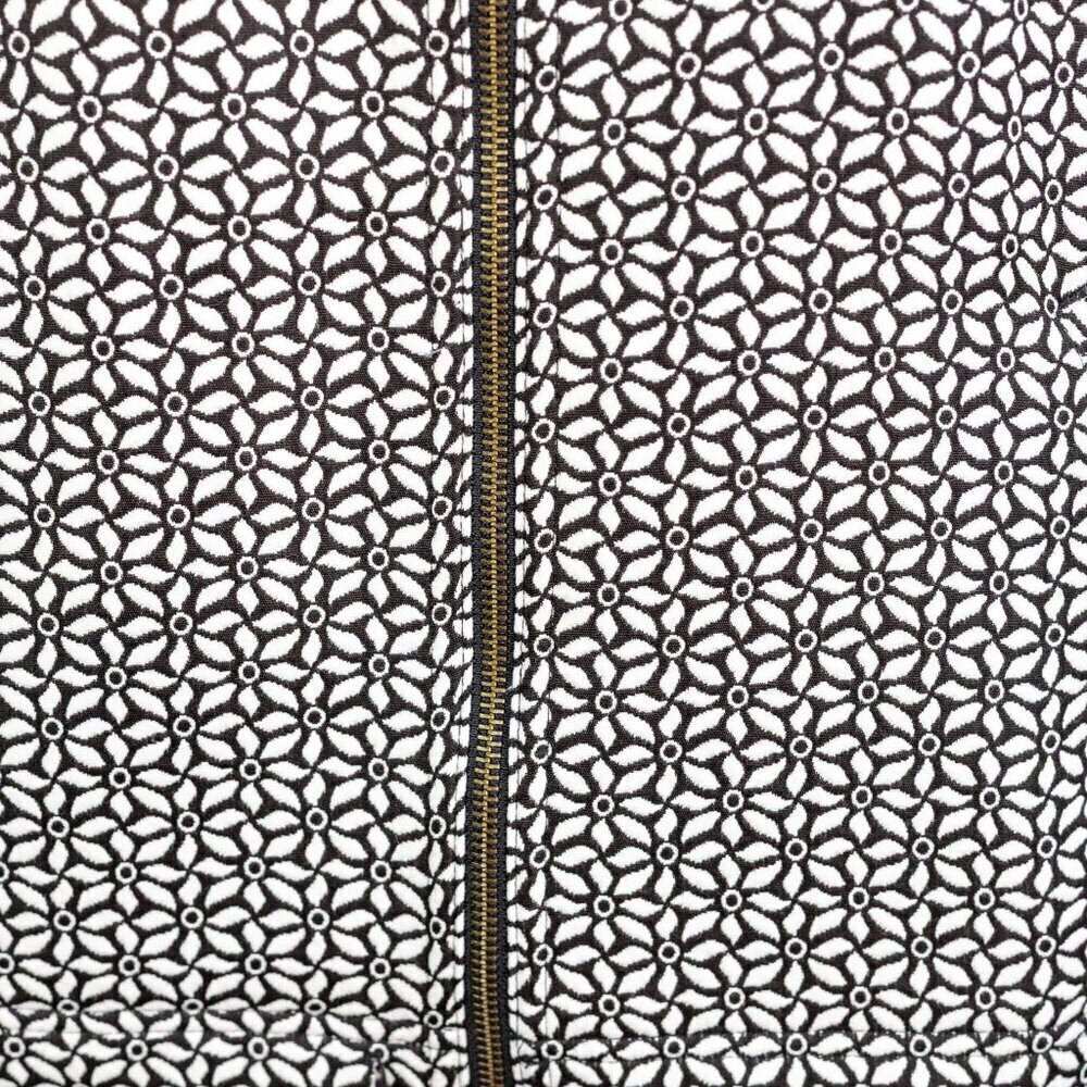 Christopher & Banks Size L white/black floral embroidered pattern hooded sleeve - Picture 4 of 10